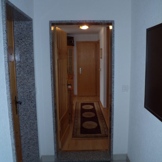Entrée appartement Nendaz